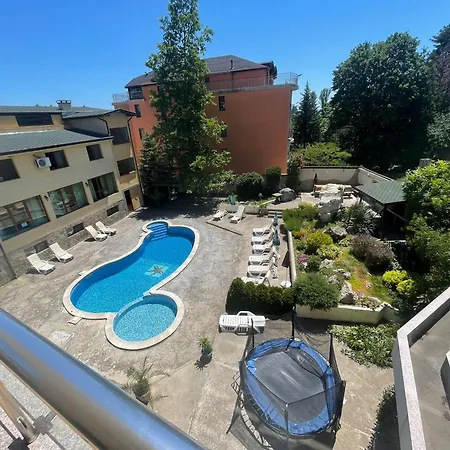 в комплексе голден хаус Apartment Varna